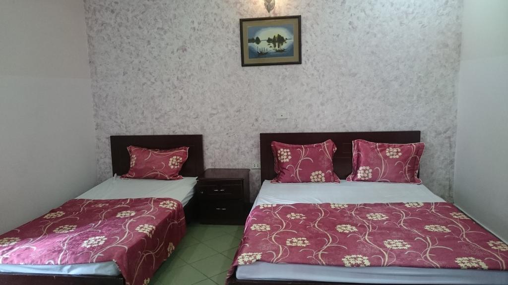 Hai Duong Guesthouse Hòa Bình Esterno foto